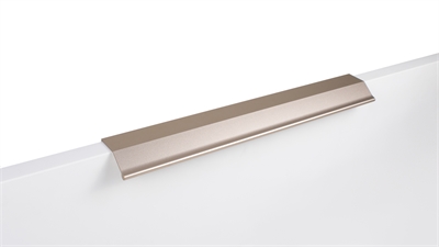 Ручка торцевая BOYARD RT112RCHMP.1/224/300 45535 - фото 66468