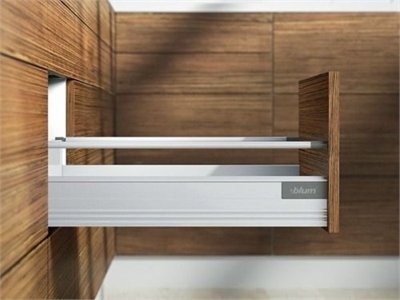 НАБОР Ящик BLUM 270мм M 83мм с одинар. релингом (В) 47470